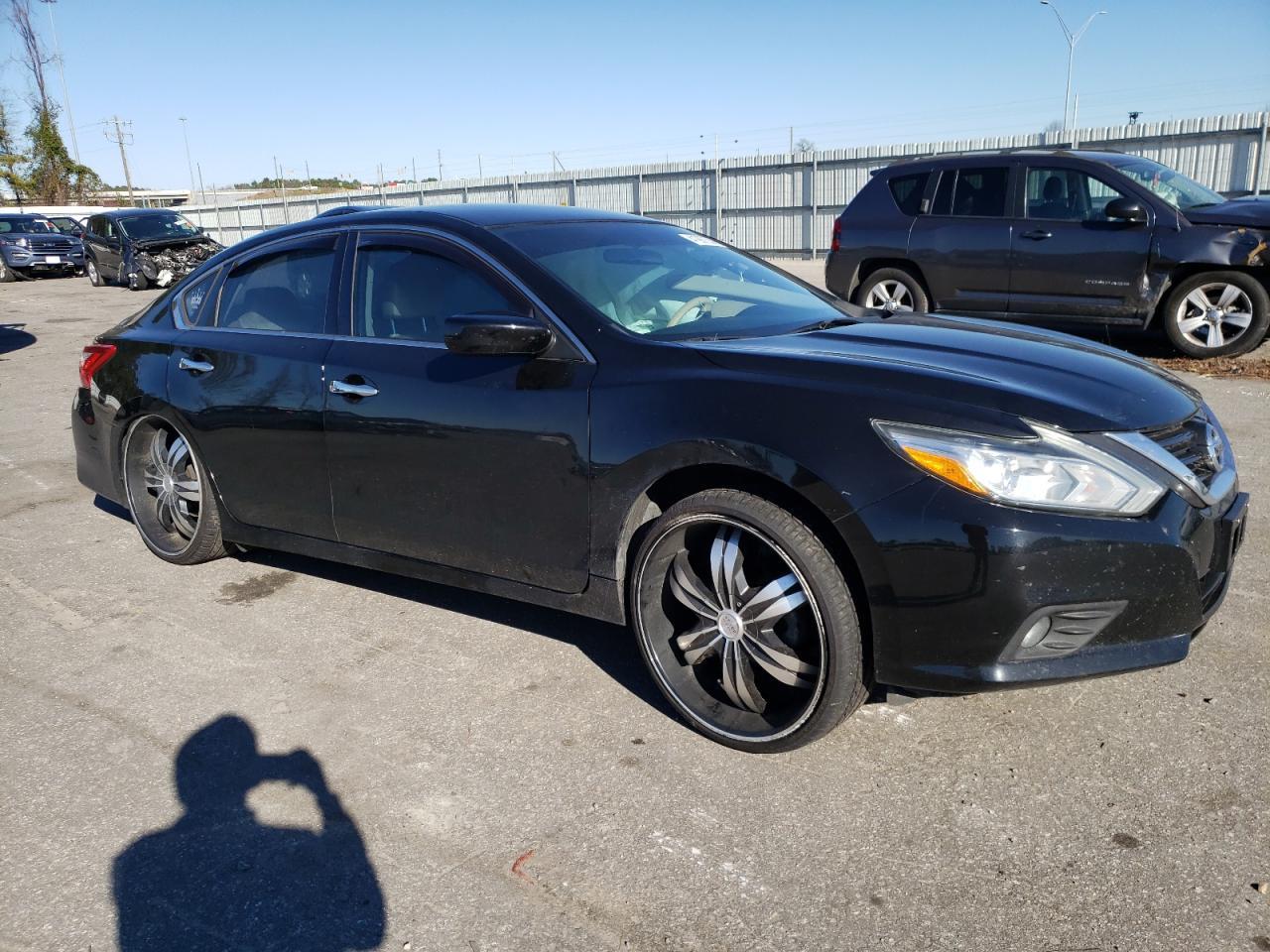 2017 NISSAN ALTIMA 2.5 - Фото 4