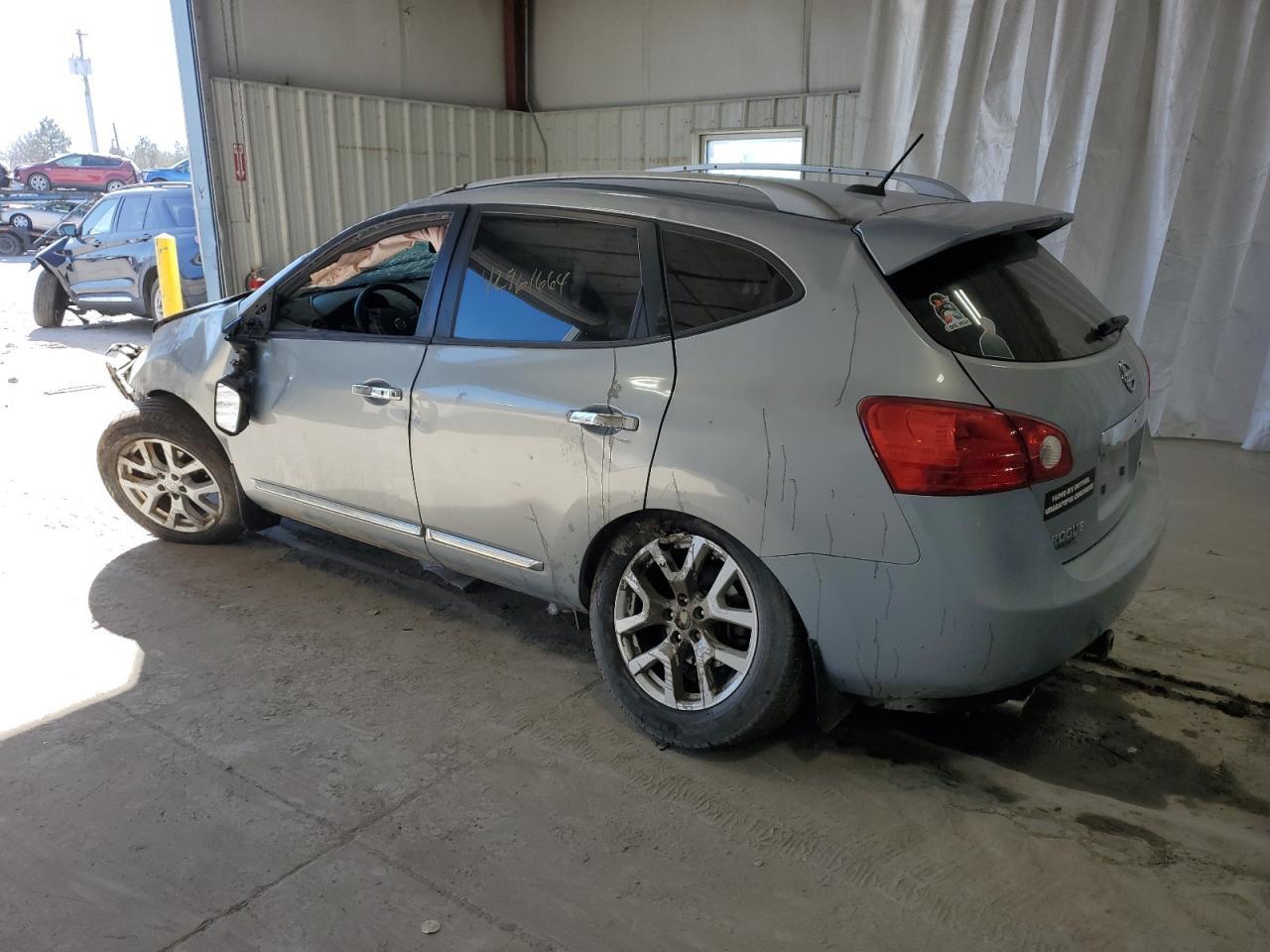 2013 NISSAN ROGUE S - Фото 2