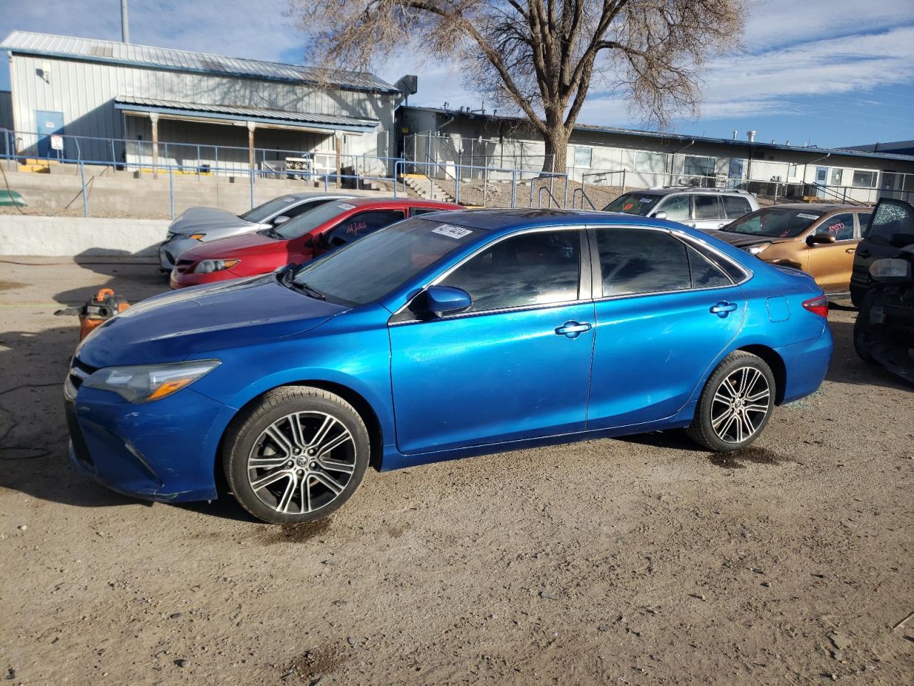 2016 TOYOTA CAMRY LE