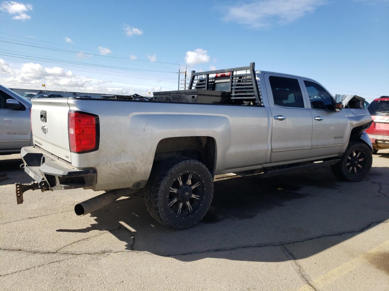 2015 CHEVROLET SILVERADO - Image 3