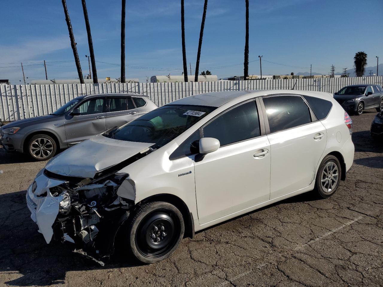 2017 TOYOTA PRIUS V