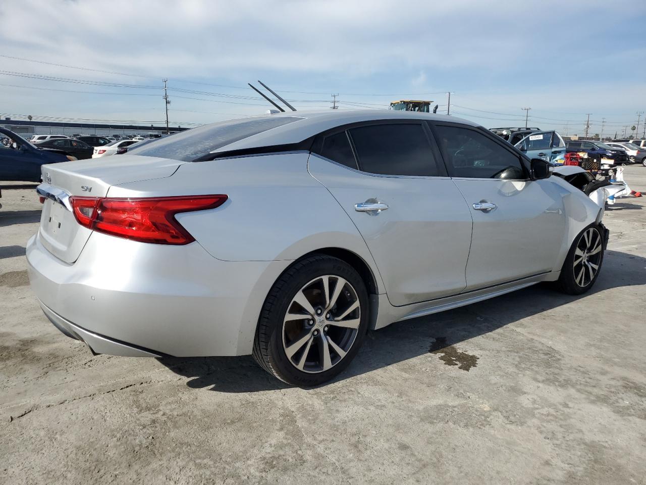 2016 NISSAN MAXIMA 3.5 - Фото 3
