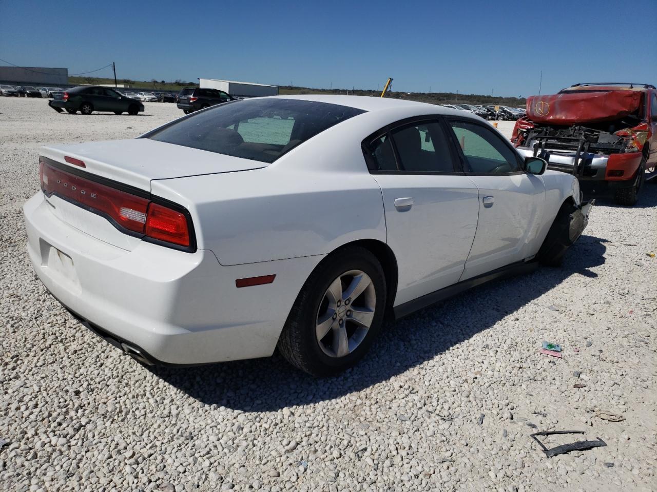 2014 DODGE CHARGER SE - Фото 3