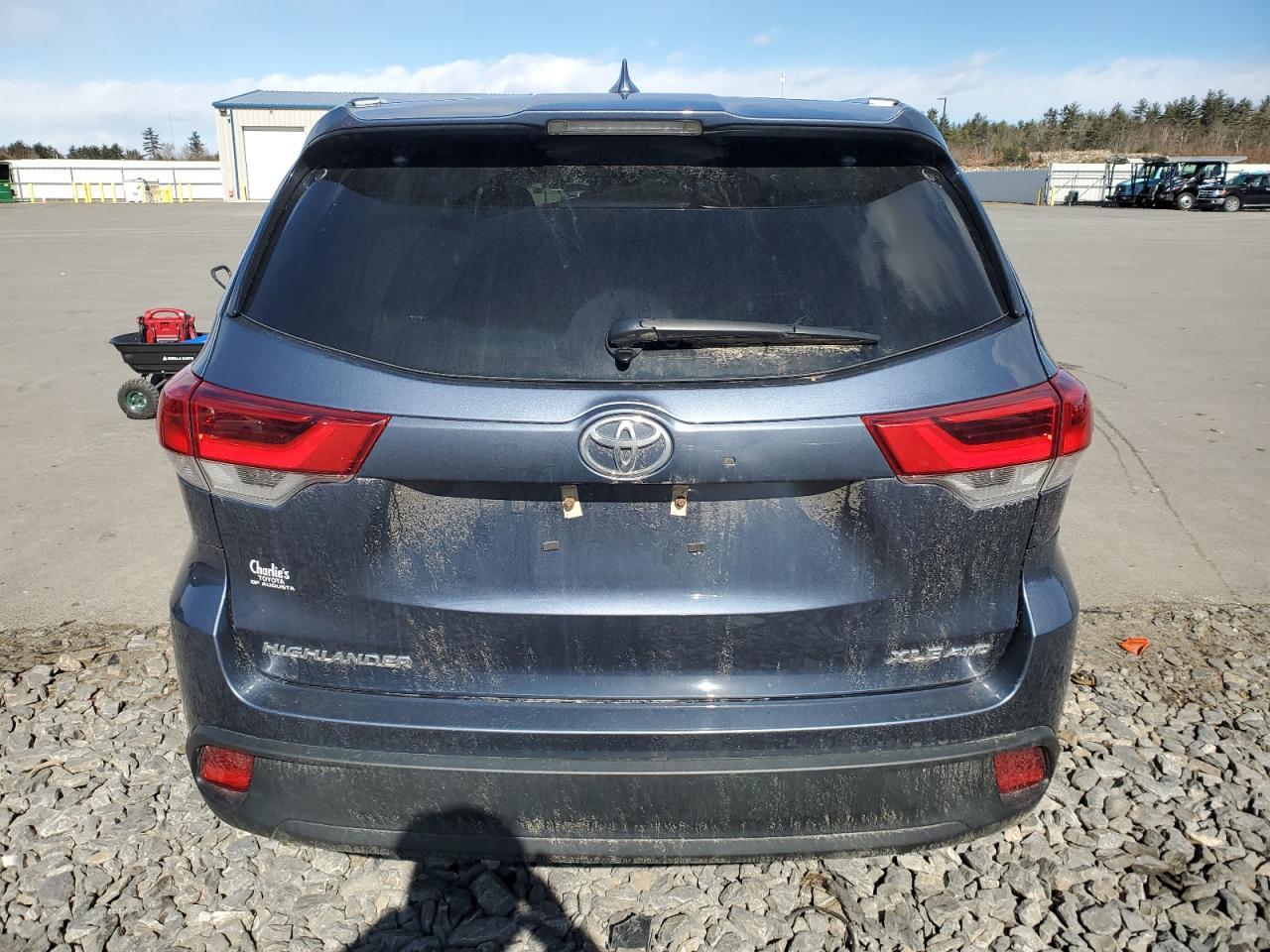 2019 TOYOTA HIGHLANDER - Image 6