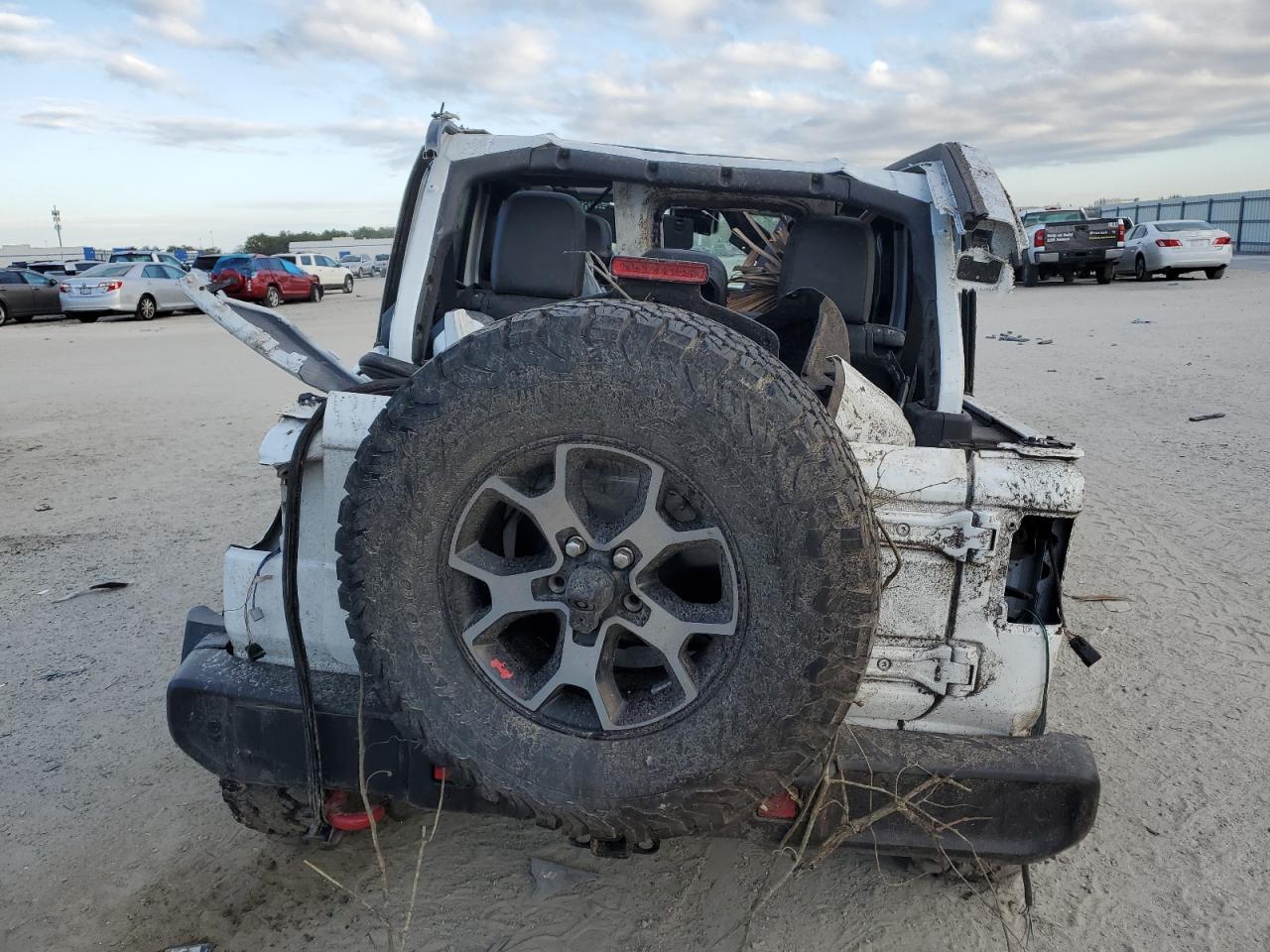 2019 JEEP WRANGLER U - Image 6
