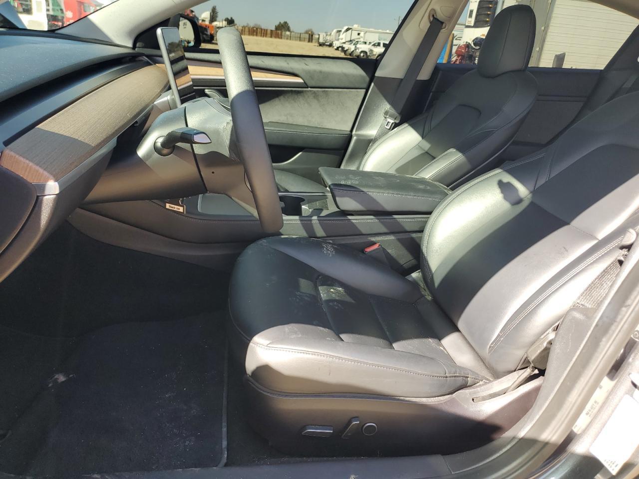 2022 TESLA MODEL 3 - Фото 7