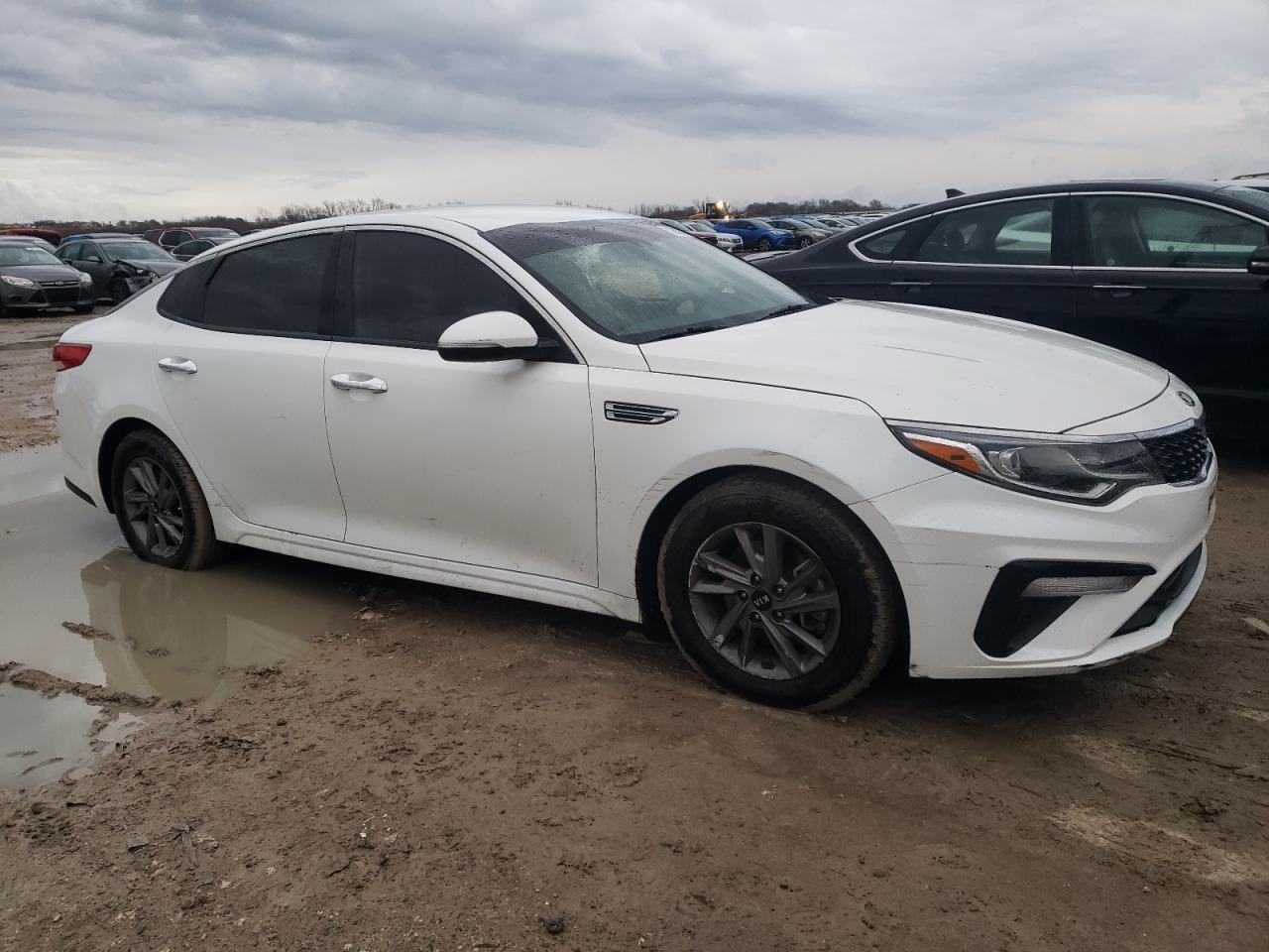 2020 KIA OPTIMA LX - Фото 4