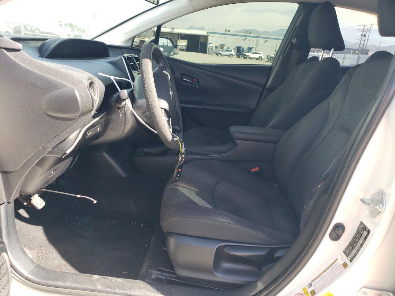 2016 TOYOTA PRIUS - Image 7