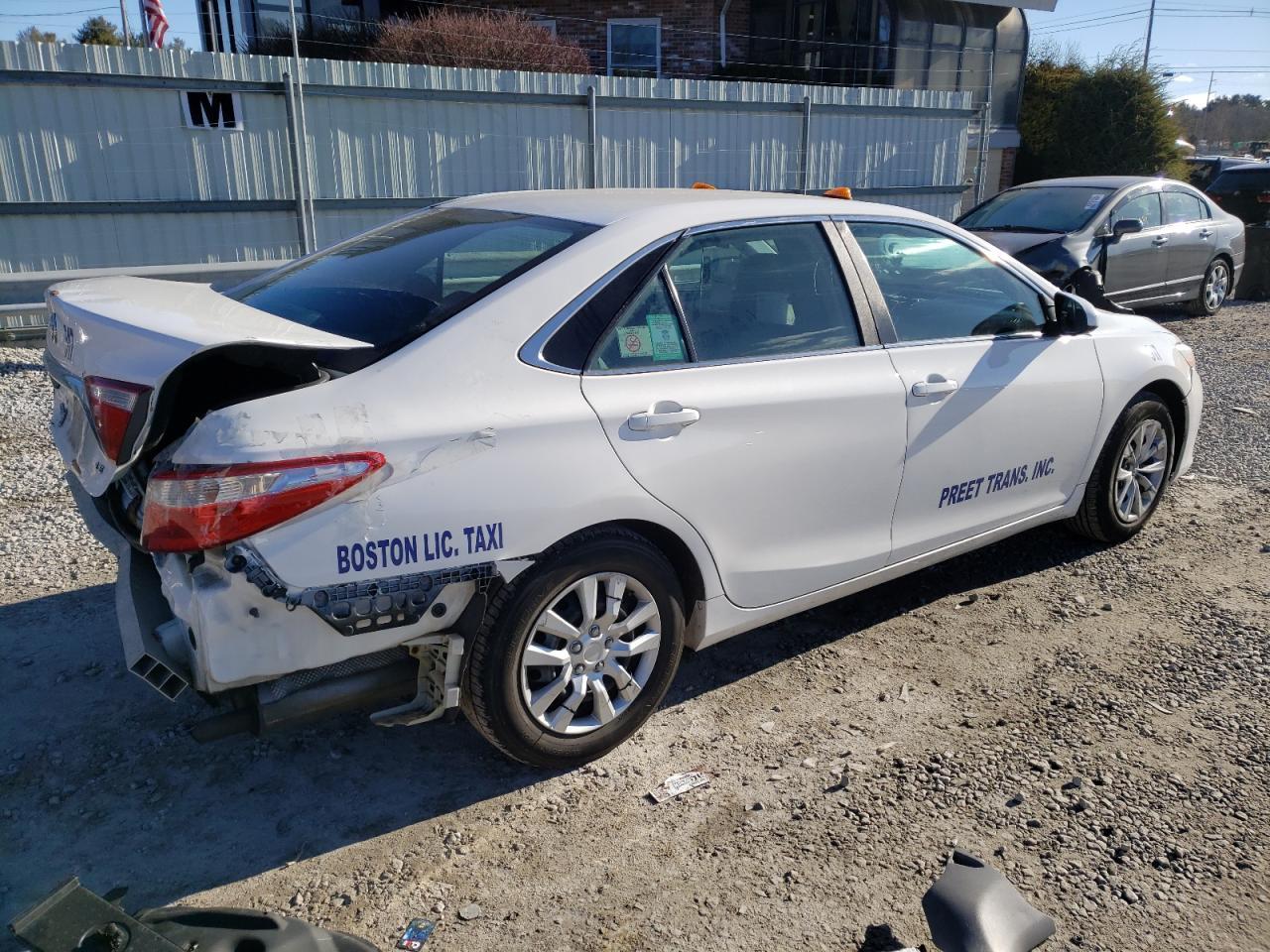 2016 TOYOTA CAMRY HYBR - Image 3