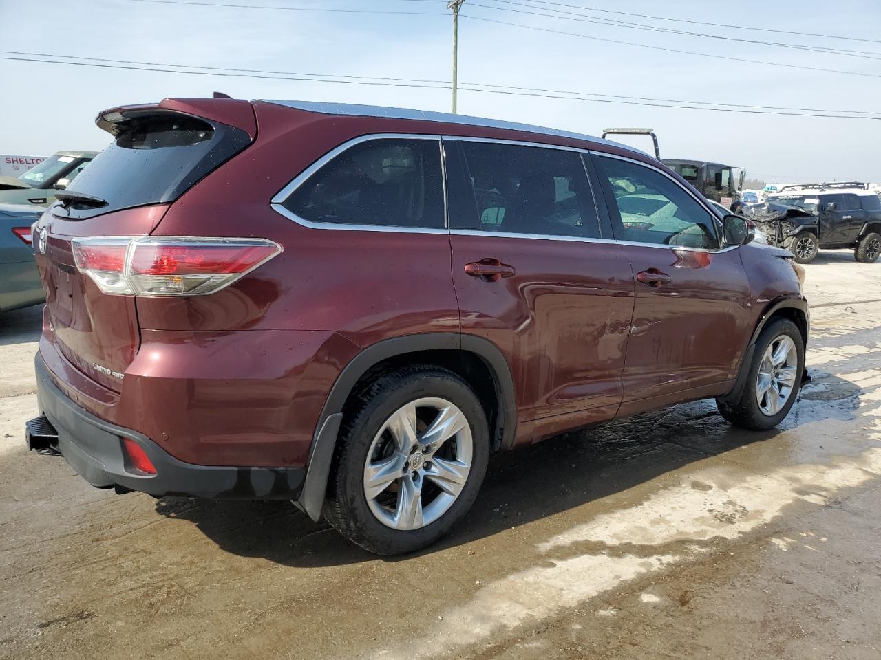 2015 TOYOTA HIGHLANDER - Image 3