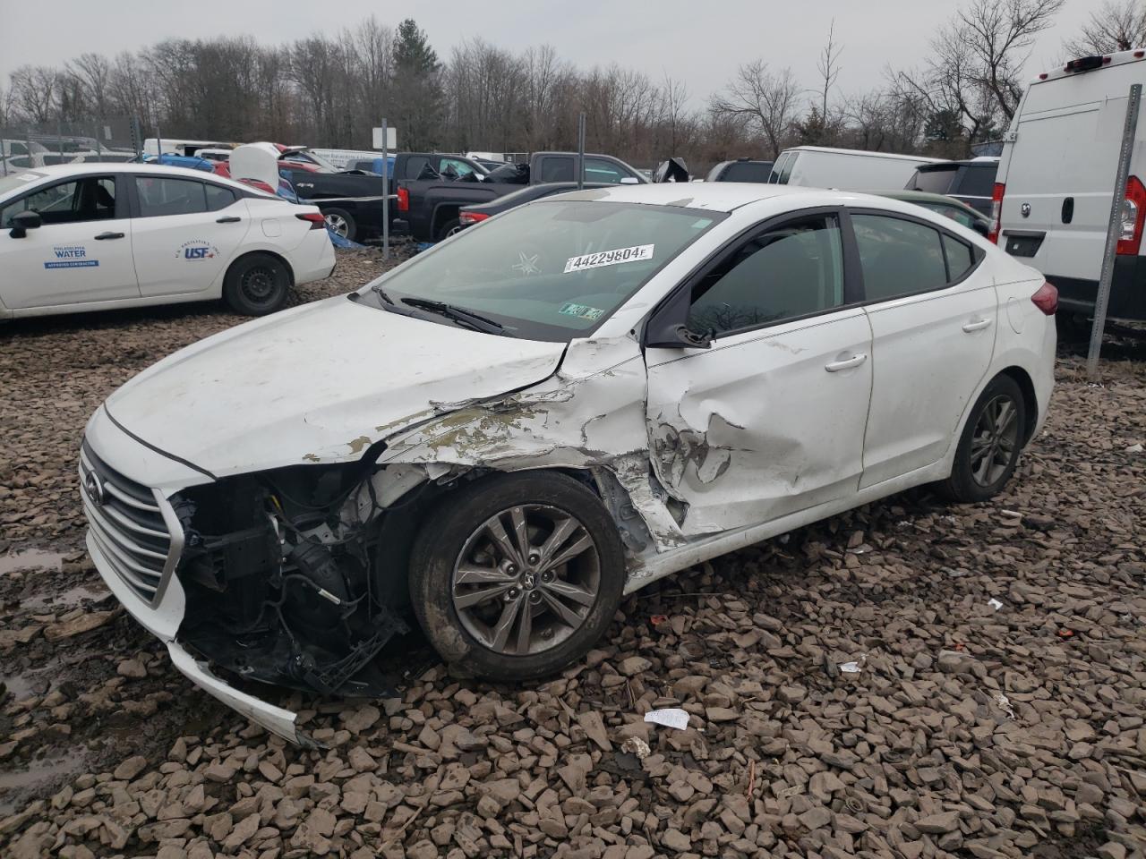 2018 HYUNDAI ELANTRA SE