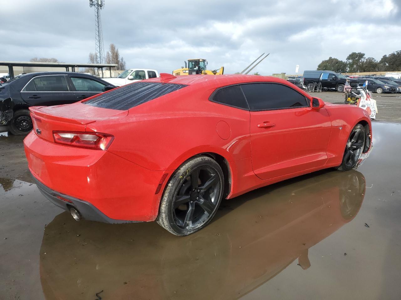 2018 CHEVROLET CAMARO LT - Image 3