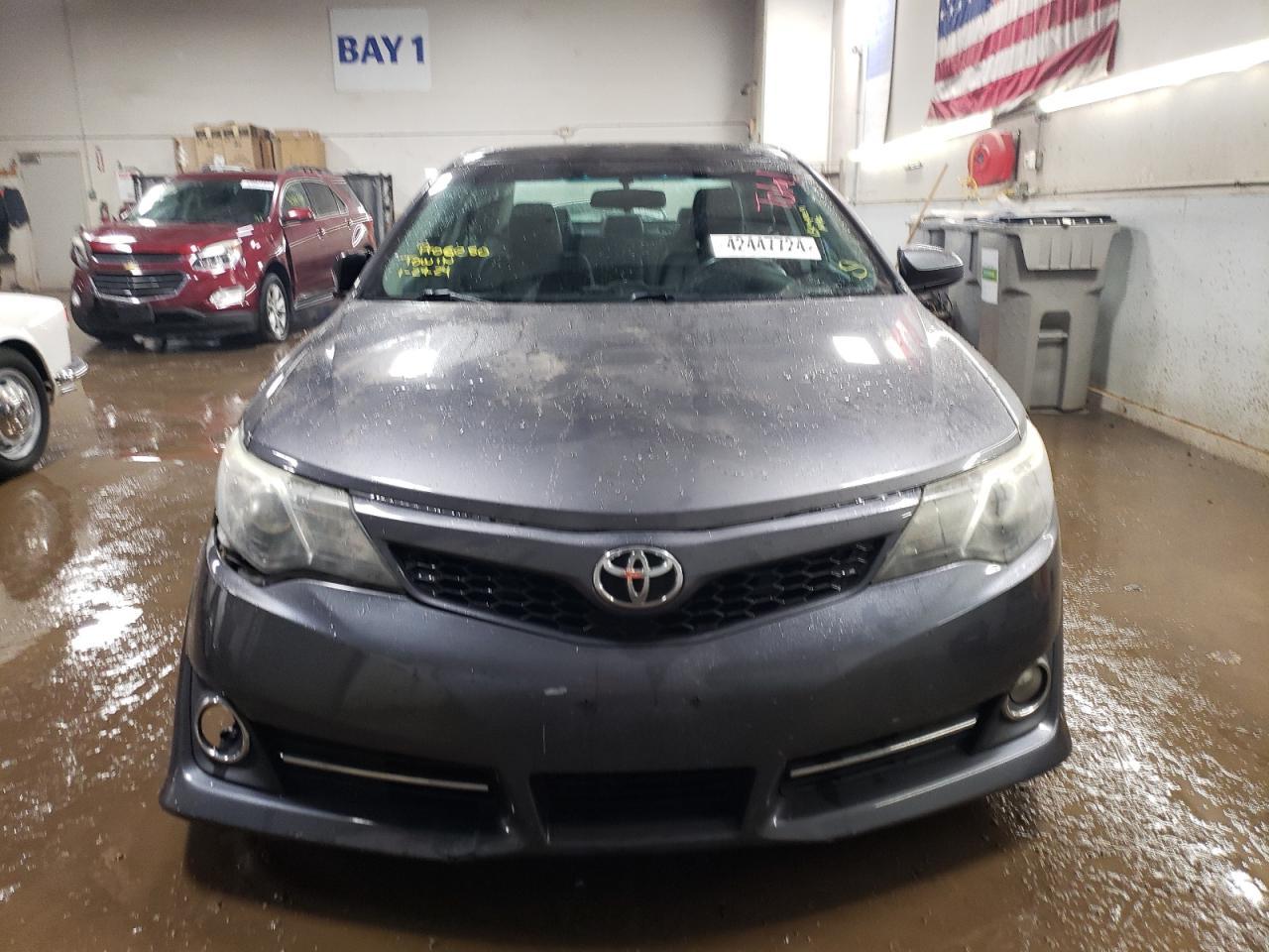2014 TOYOTA CAMRY L - Фото 5