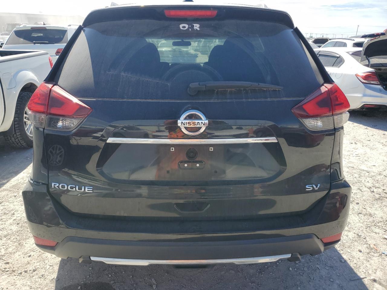 2017 NISSAN ROGUE S - Фото 6