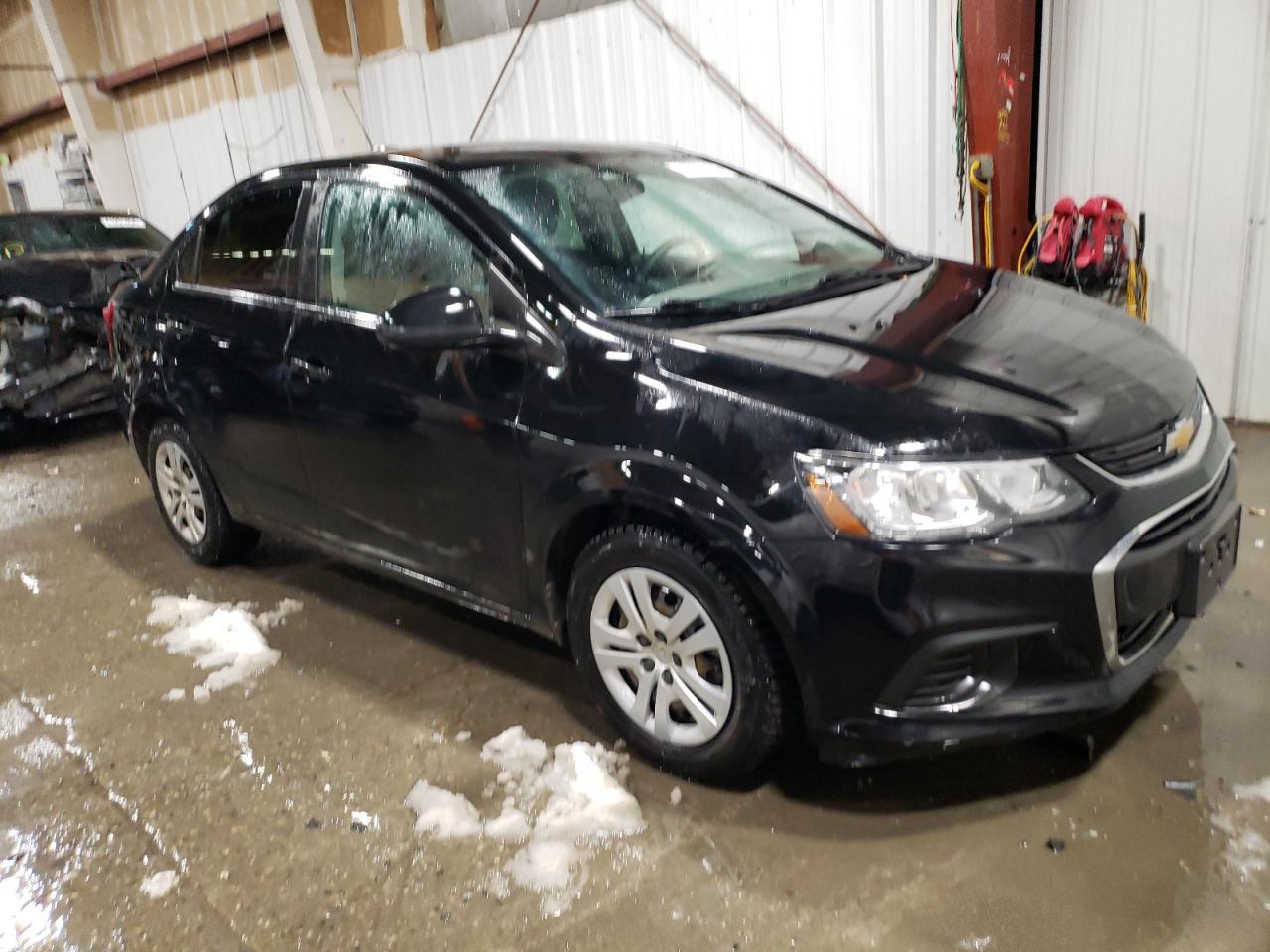2017 CHEVROLET SONIC LS - Фото 4