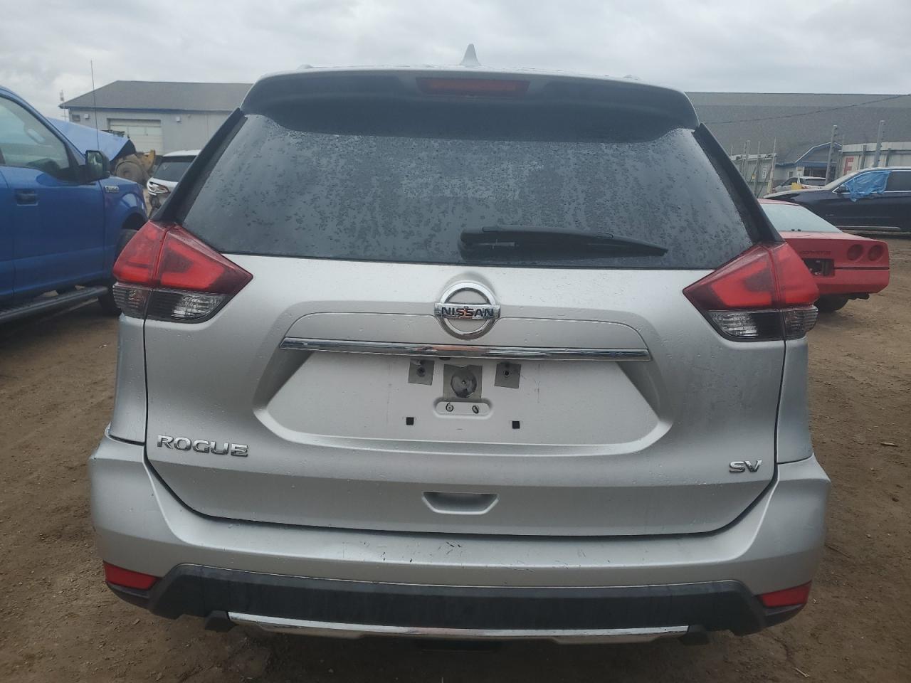 2017 NISSAN ROGUE S - Фото 6
