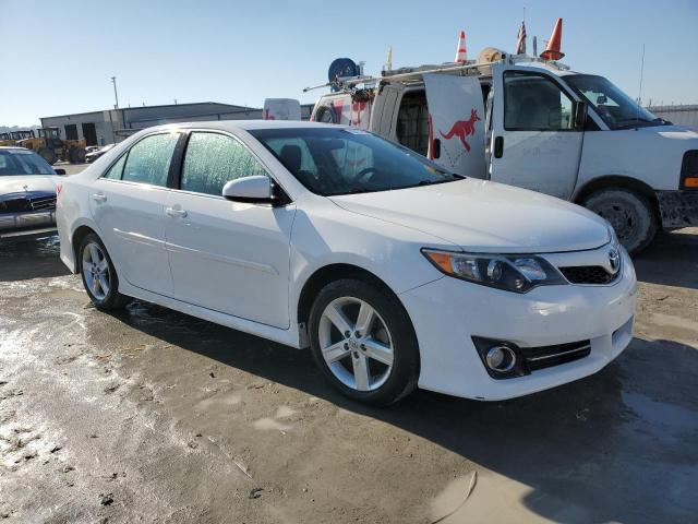 2014 Toyota Camry L - Фото 4