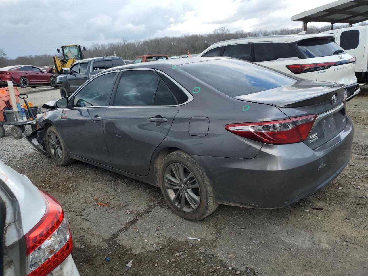 2016 TOYOTA CAMRY LE - Image 2