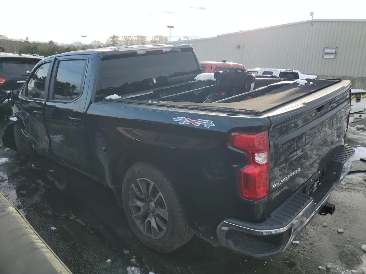 2019 CHEVROLET SILVERADO - Image 2