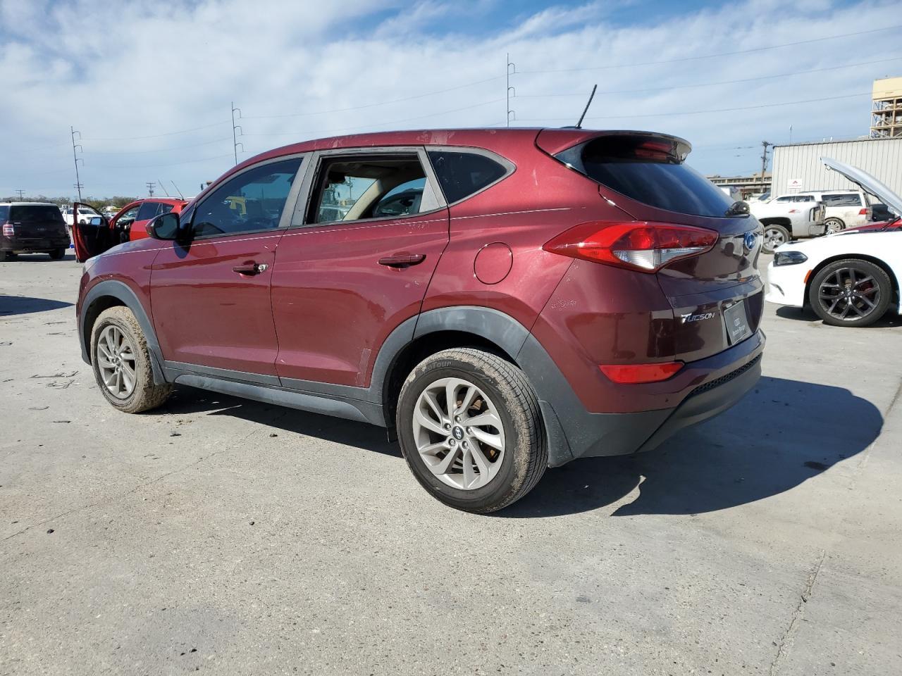 2016 HYUNDAI TUCSON SE - Фото 2