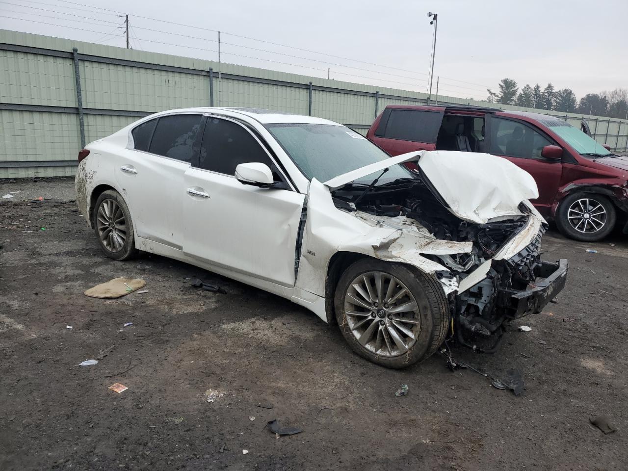 2018 INFINITI Q50 LUXE - Image 4