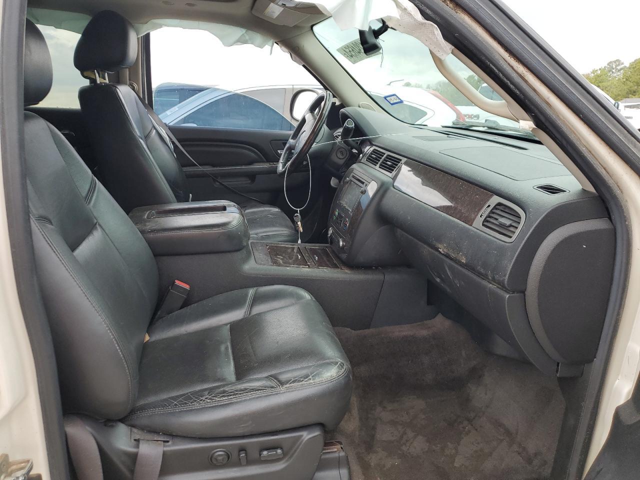 2012 GMC YUKON XL D - Фото 7