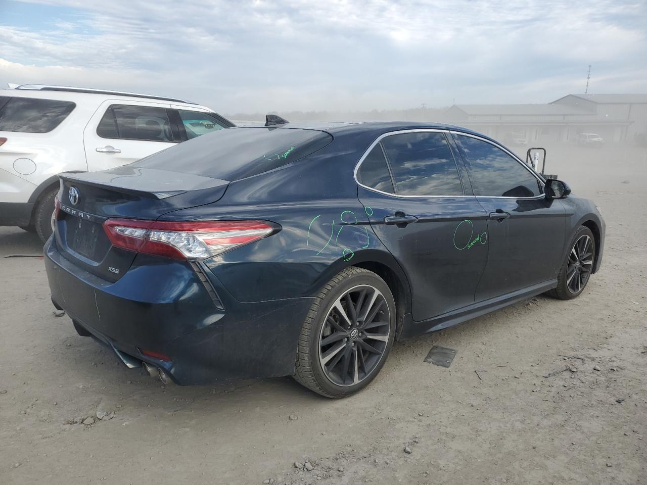 2019 TOYOTA CAMRY XSE - Image 3