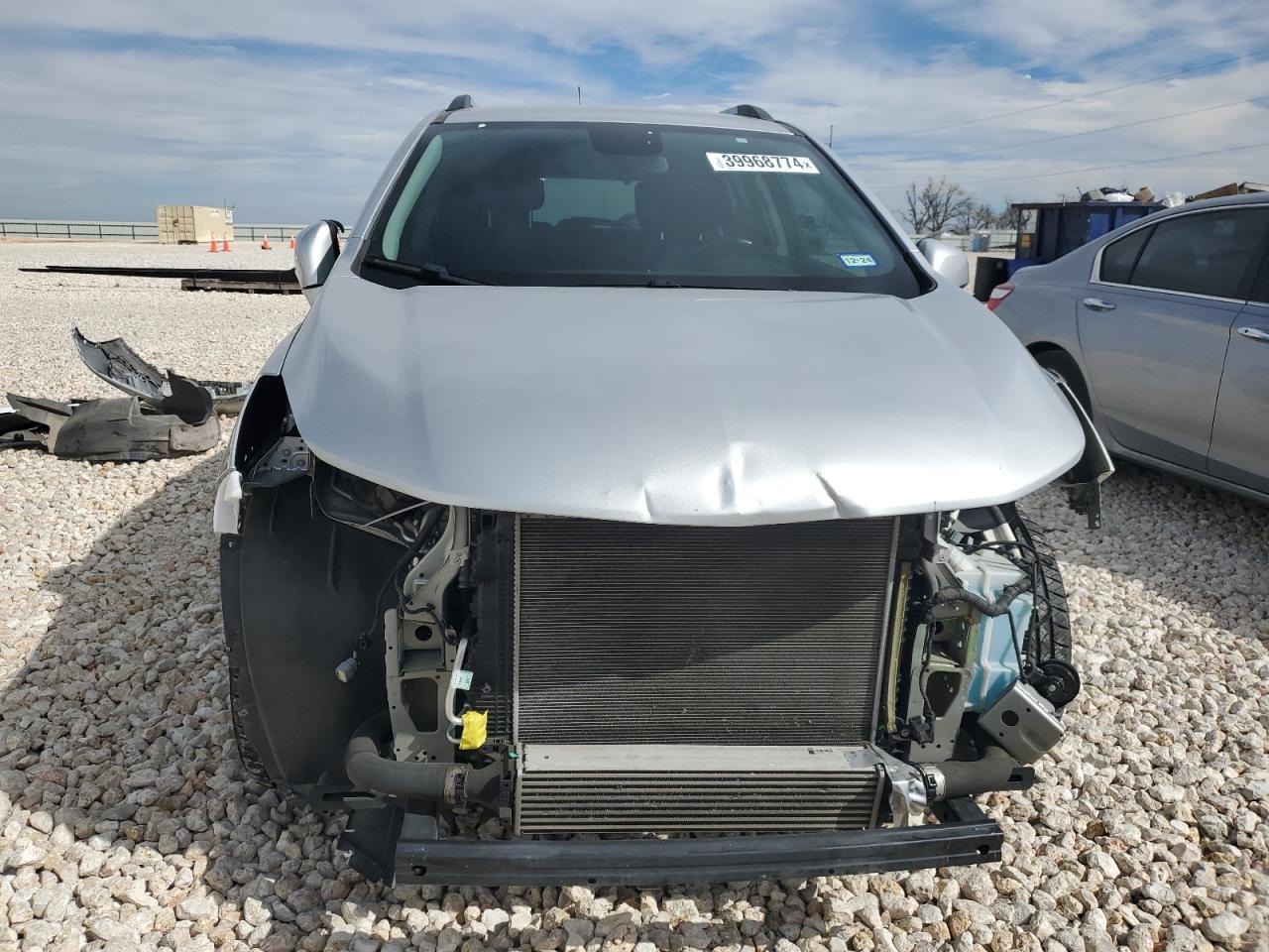 2019 CHEVROLET TRAX 1LT - Image 5
