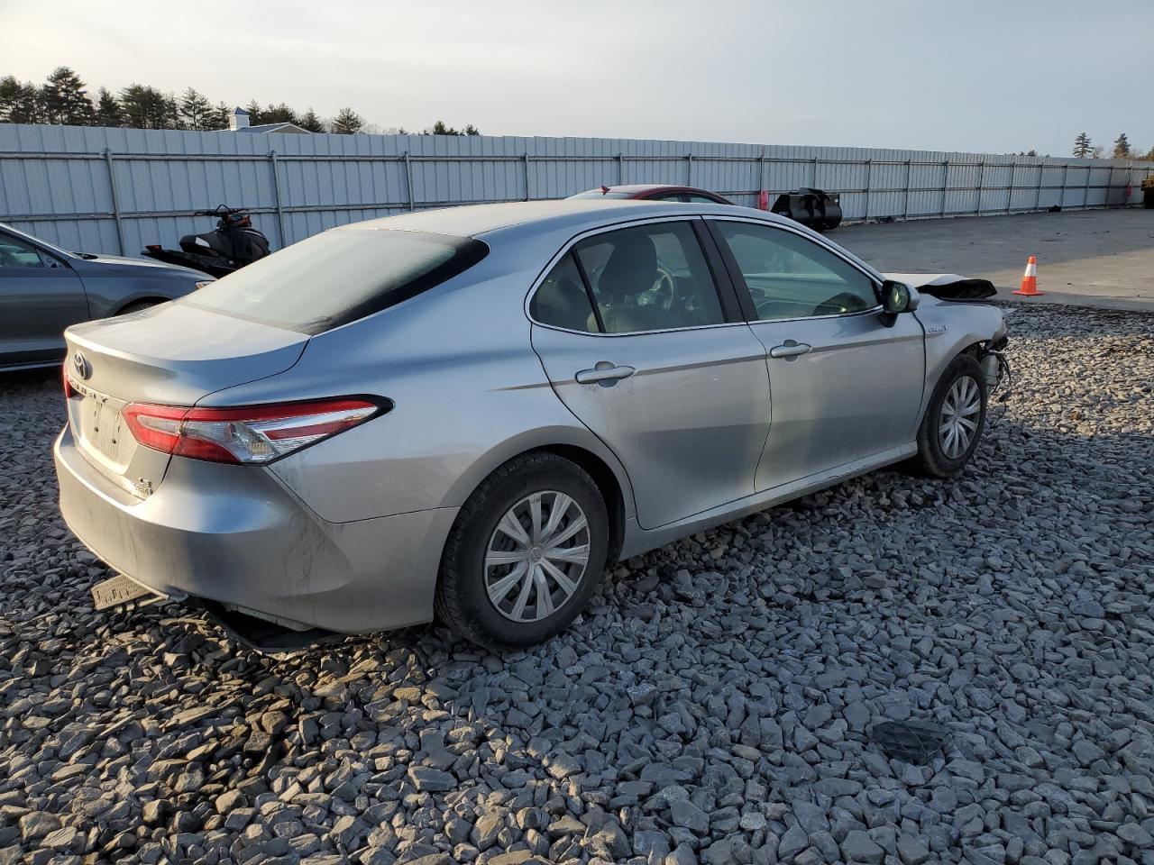 2018 TOYOTA CAMRY LE - Image 3