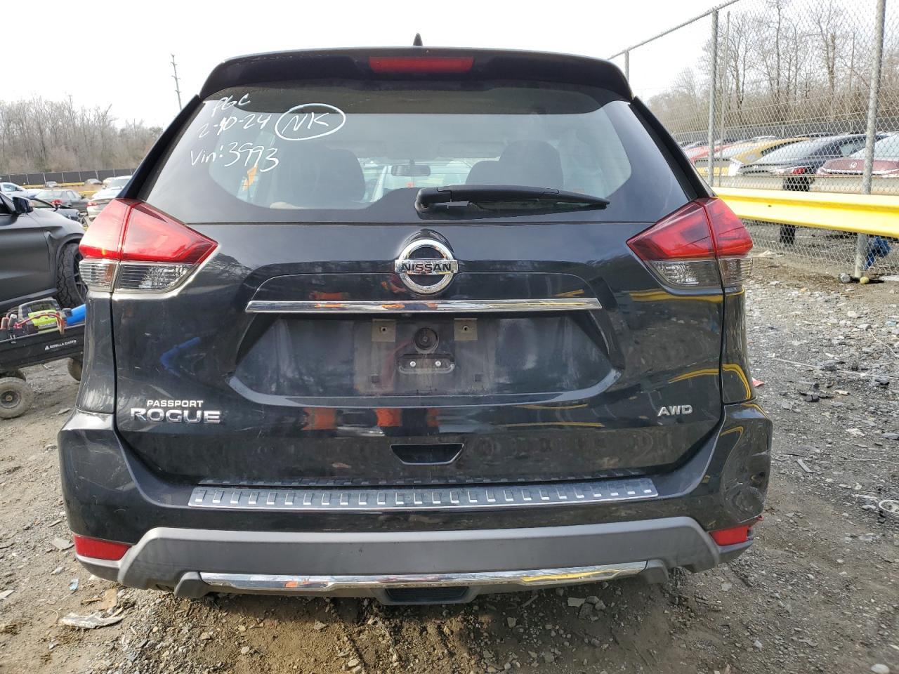 2017 NISSAN ROGUE S - Фото 6