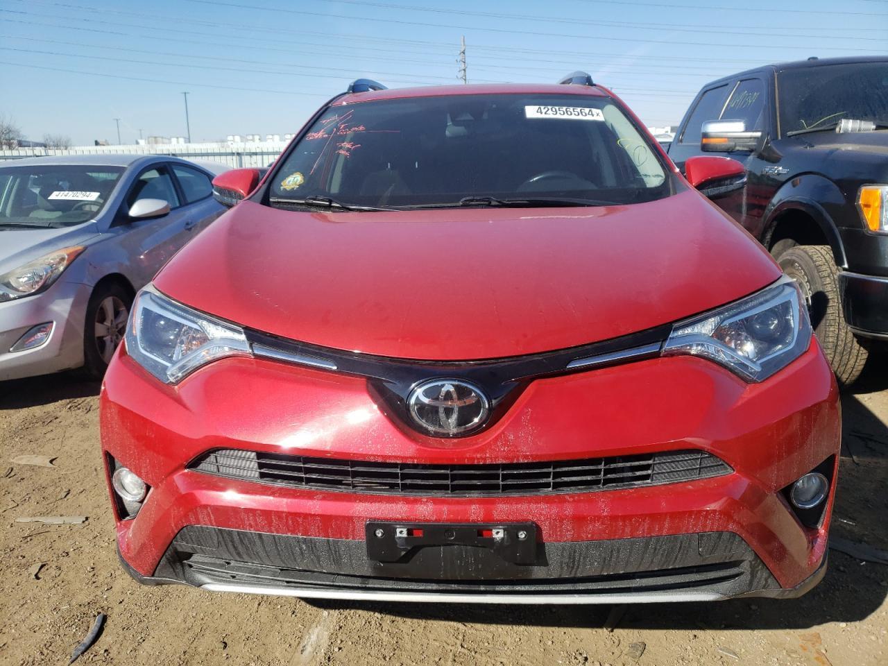 2017 TOYOTA RAV4 XLE - Фото 5