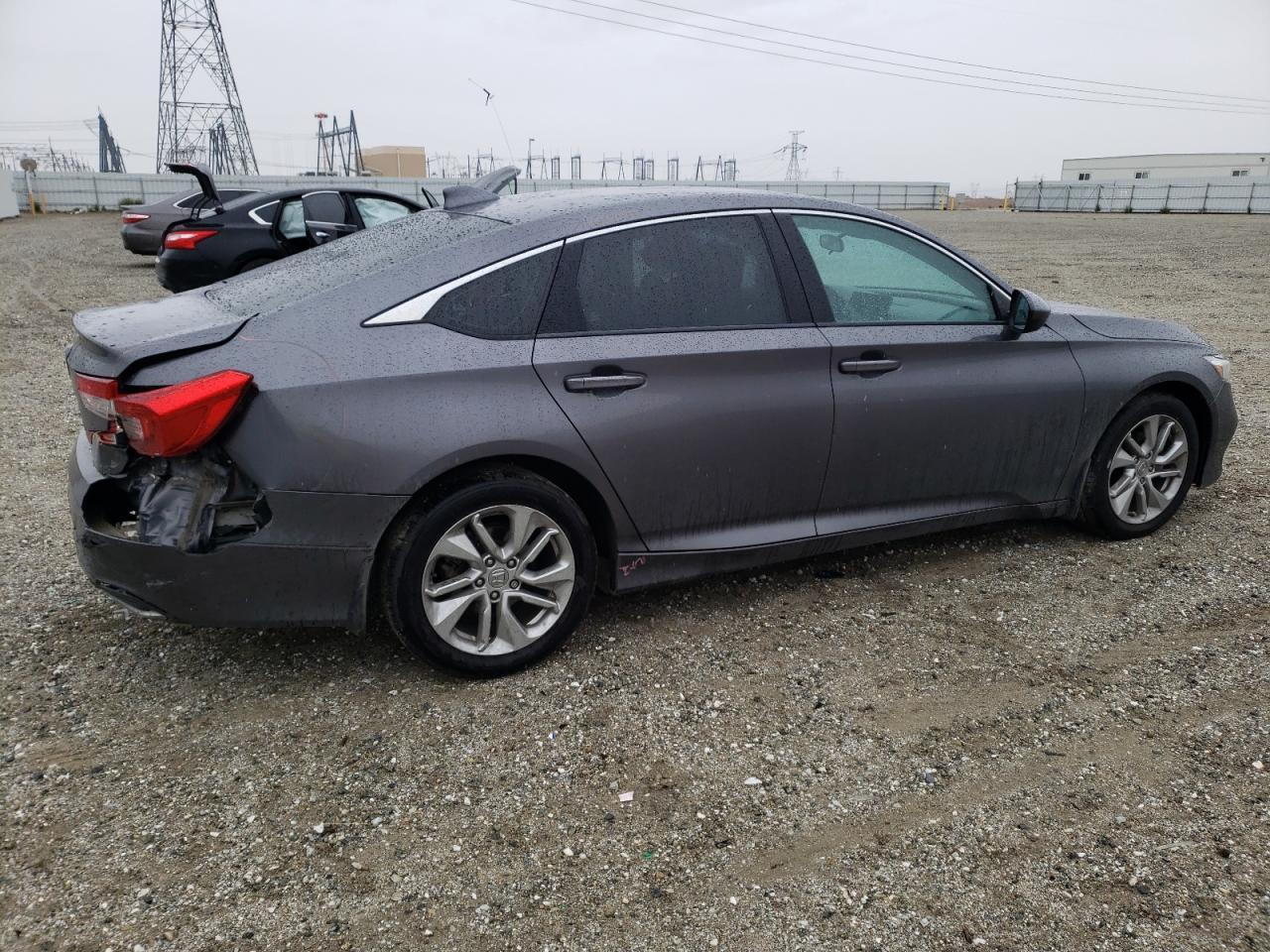 2018 HONDA ACCORD LX - Фото 3