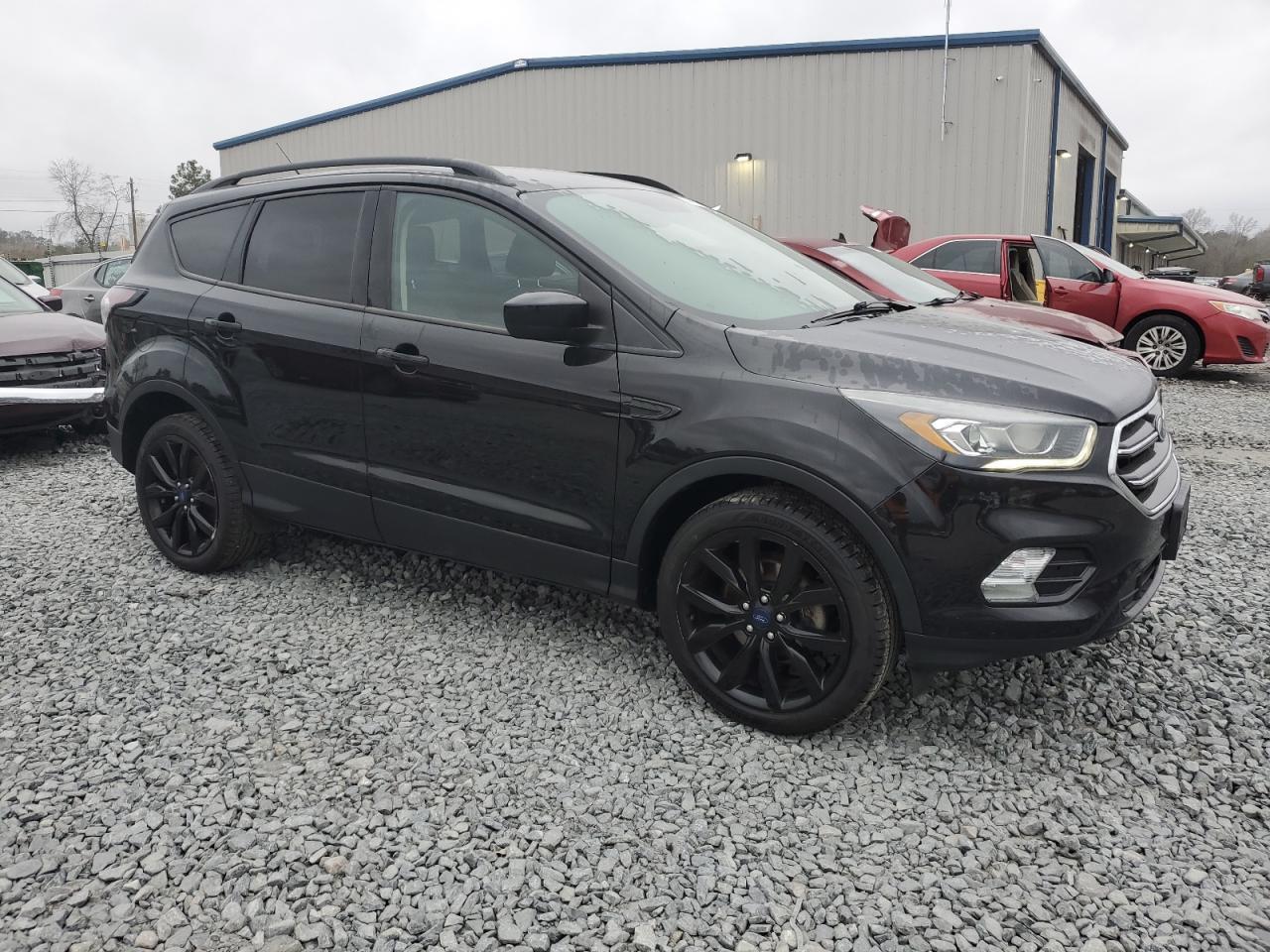 2017 FORD ESCAPE SE - Фото 4