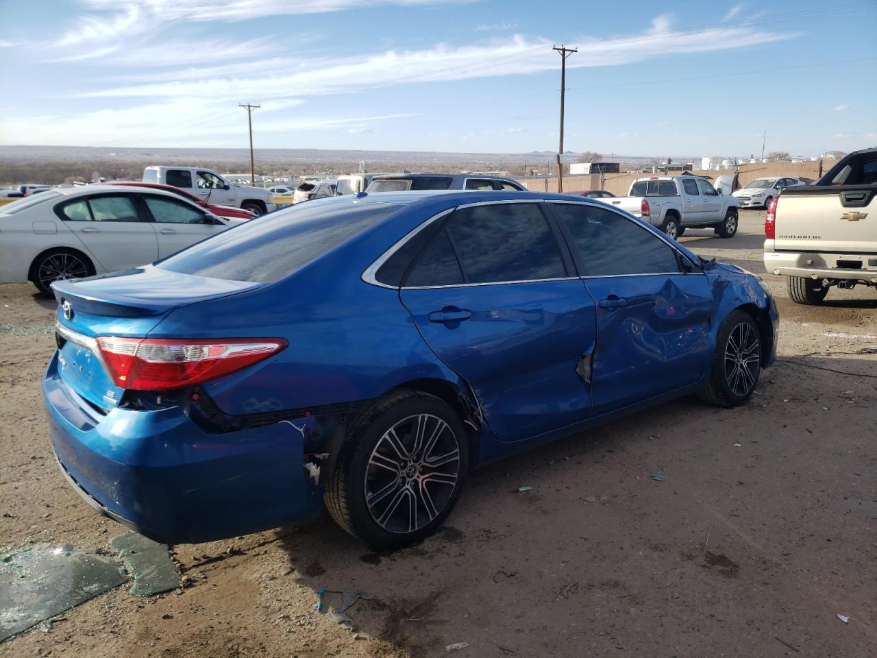 2016 TOYOTA CAMRY LE - Фото 3