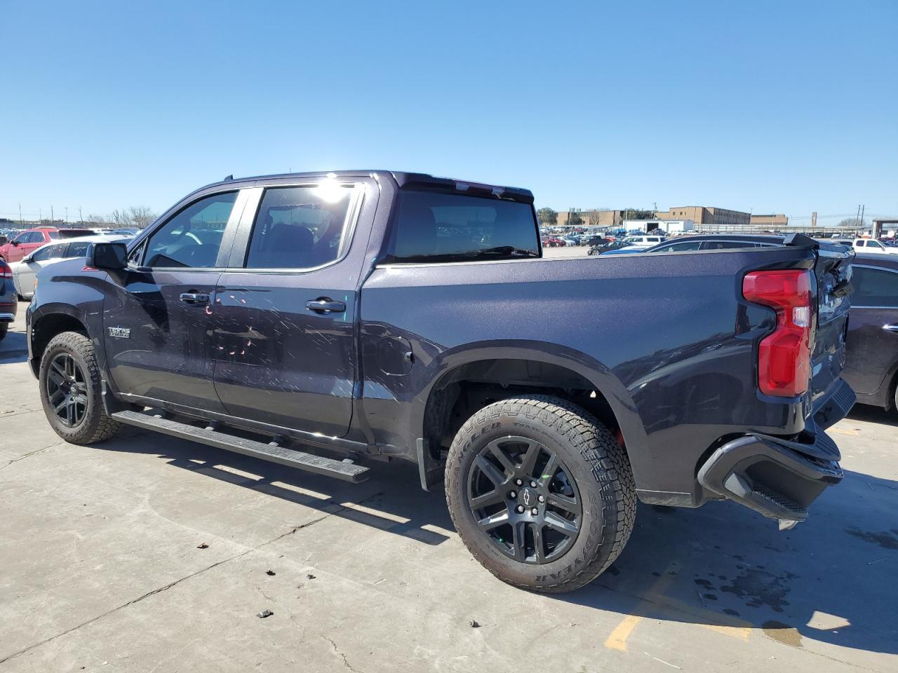 2023 CHEVROLET SILVERADO - Фото 2