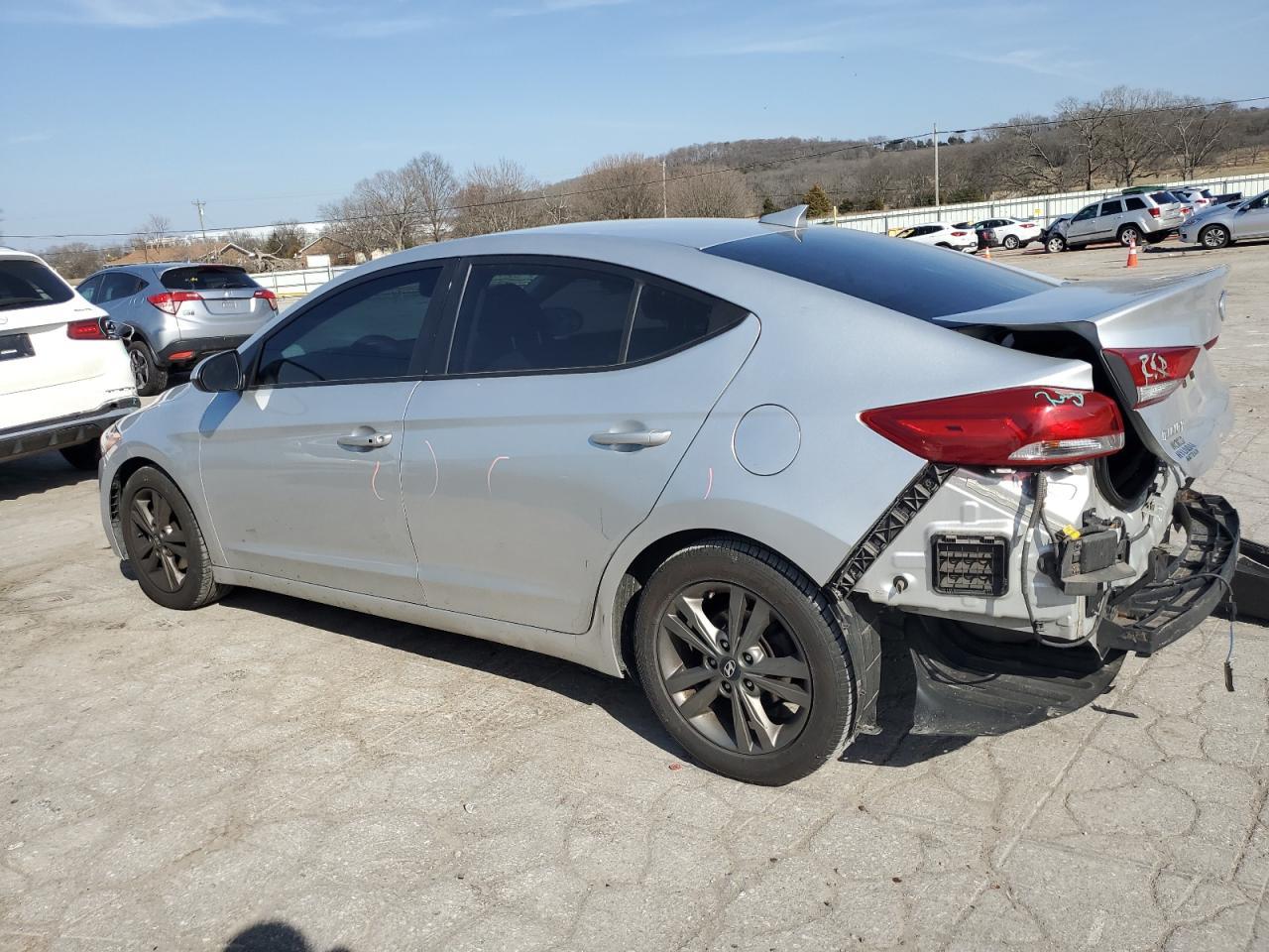 2018 HYUNDAI ELANTRA SE - Image 2
