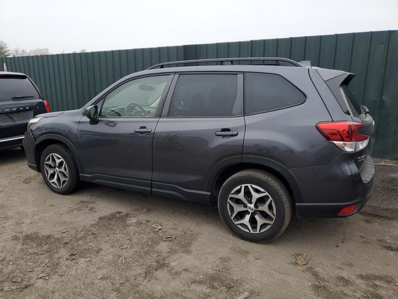 2021 SUBARU FORESTER P - Фото 2