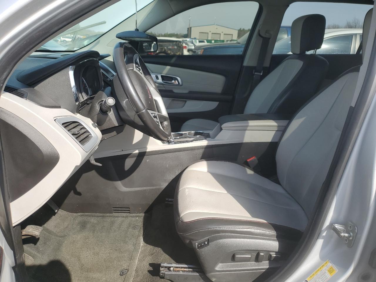 2013 GMC TERRAIN SL - Image 7