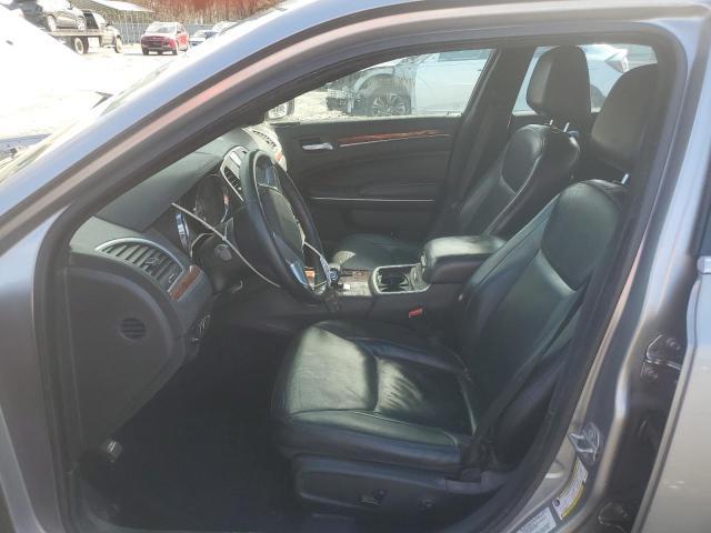 2014 Chrysler 300 - Image 7