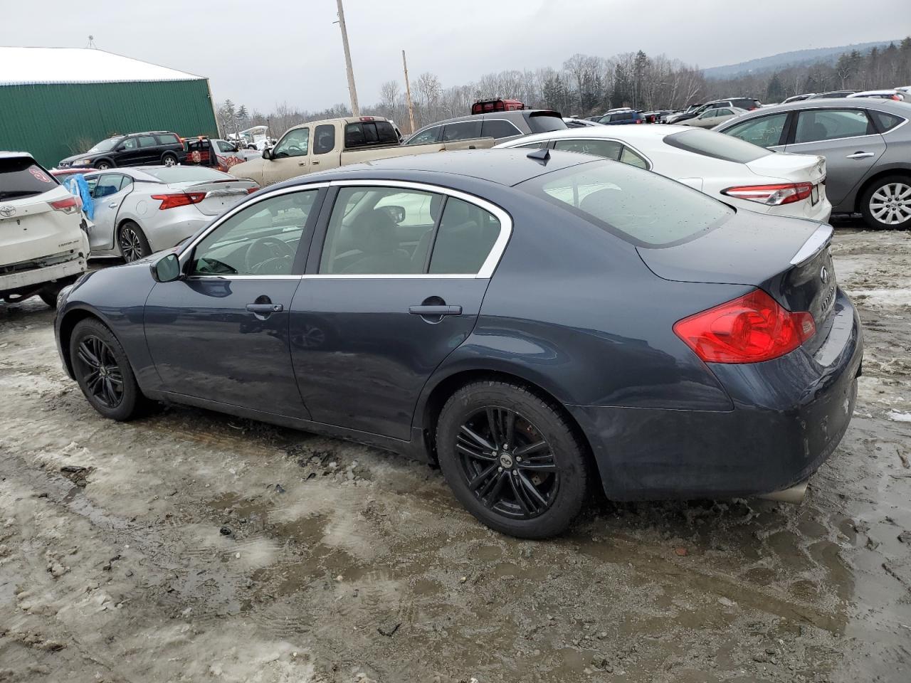 2012 INFINITI G37 - Image 2