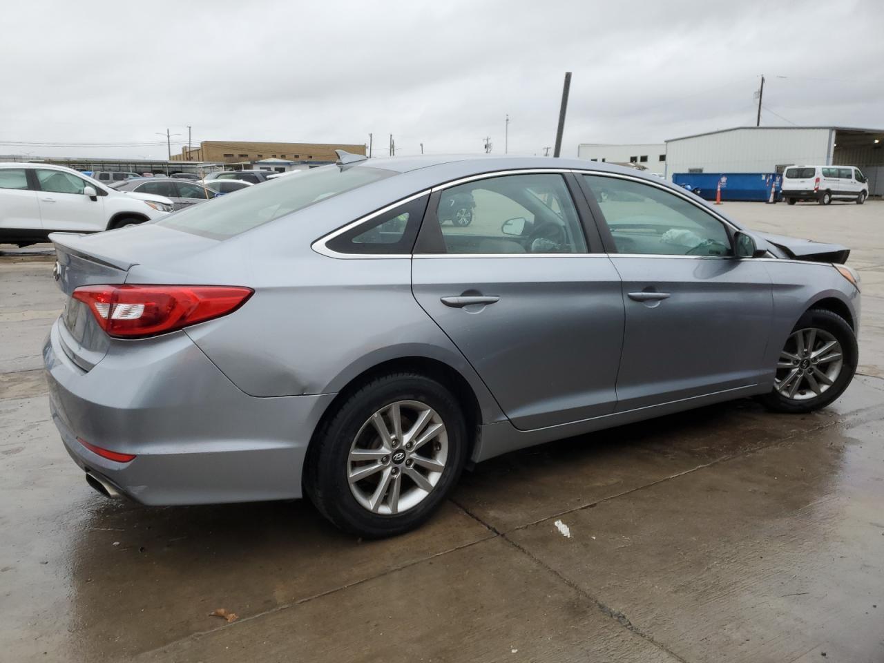 2017 HYUNDAI SONATA SE - Фото 3
