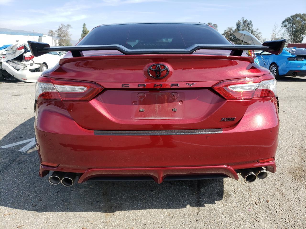 2018 TOYOTA CAMRY XSE - Image 6