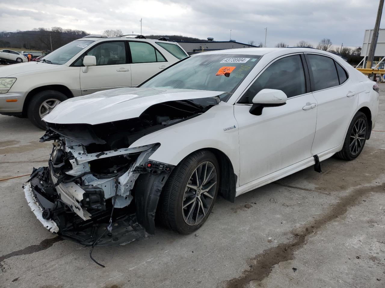 2021 TOYOTA CAMRY SE car image