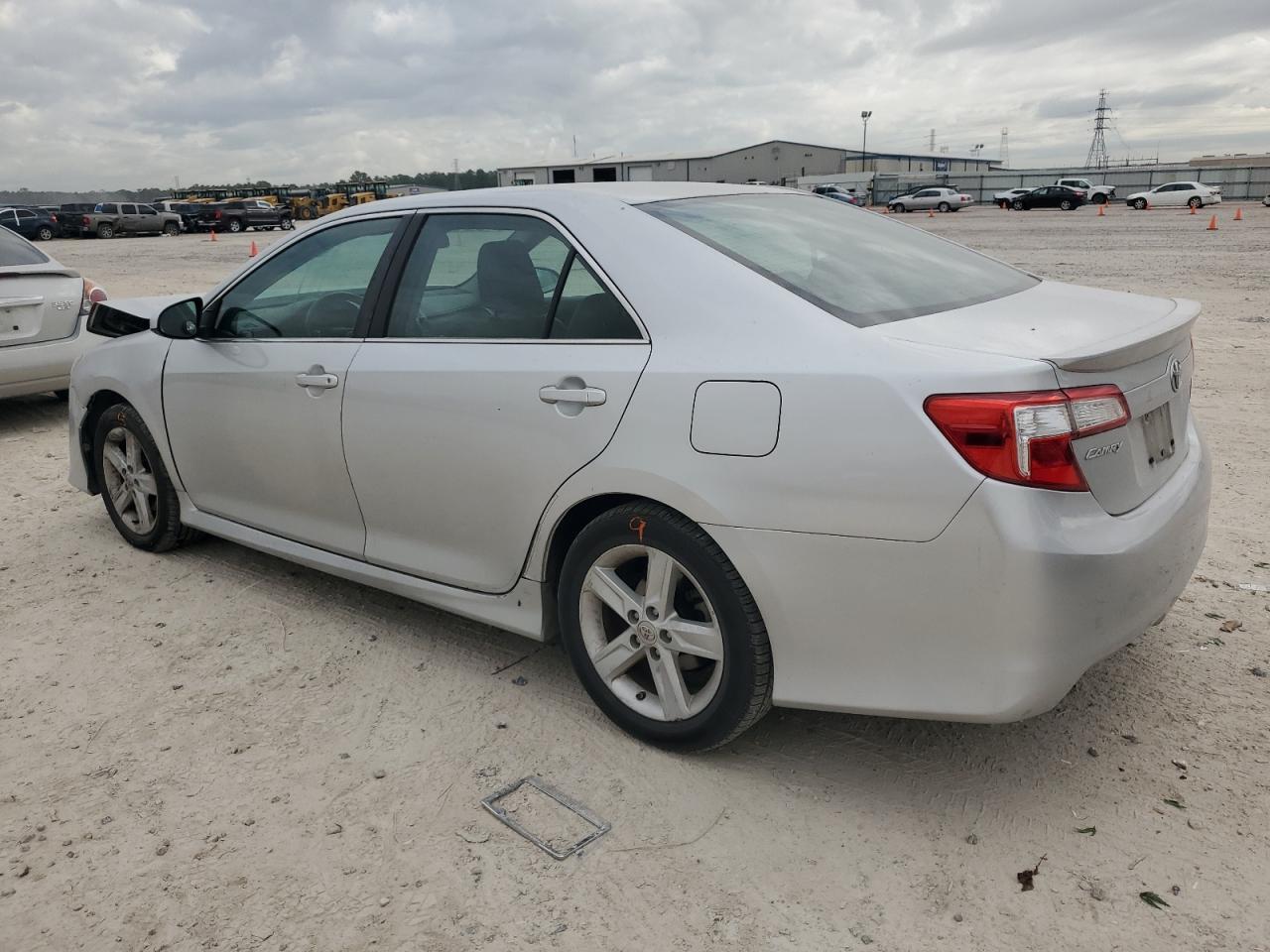 2012 TOYOTA CAMRY BASE - Image 2