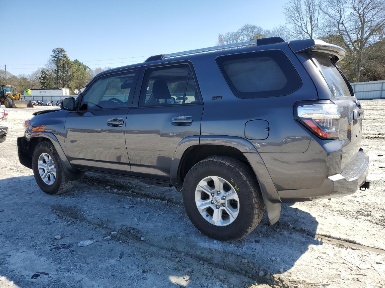 2019 TOYOTA 4RUNNER SR - Image 2