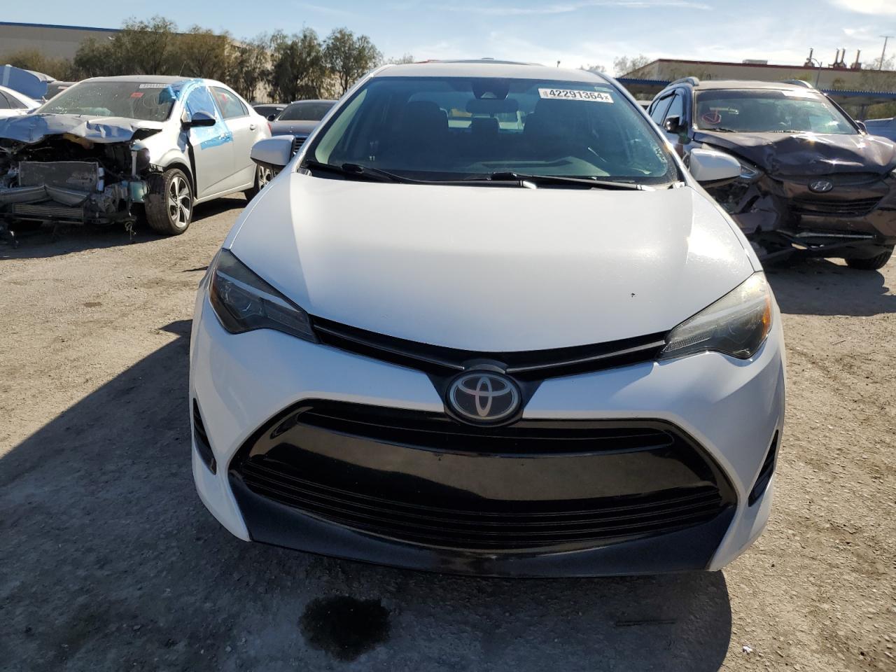 2019 TOYOTA COROLLA L - Фото 5