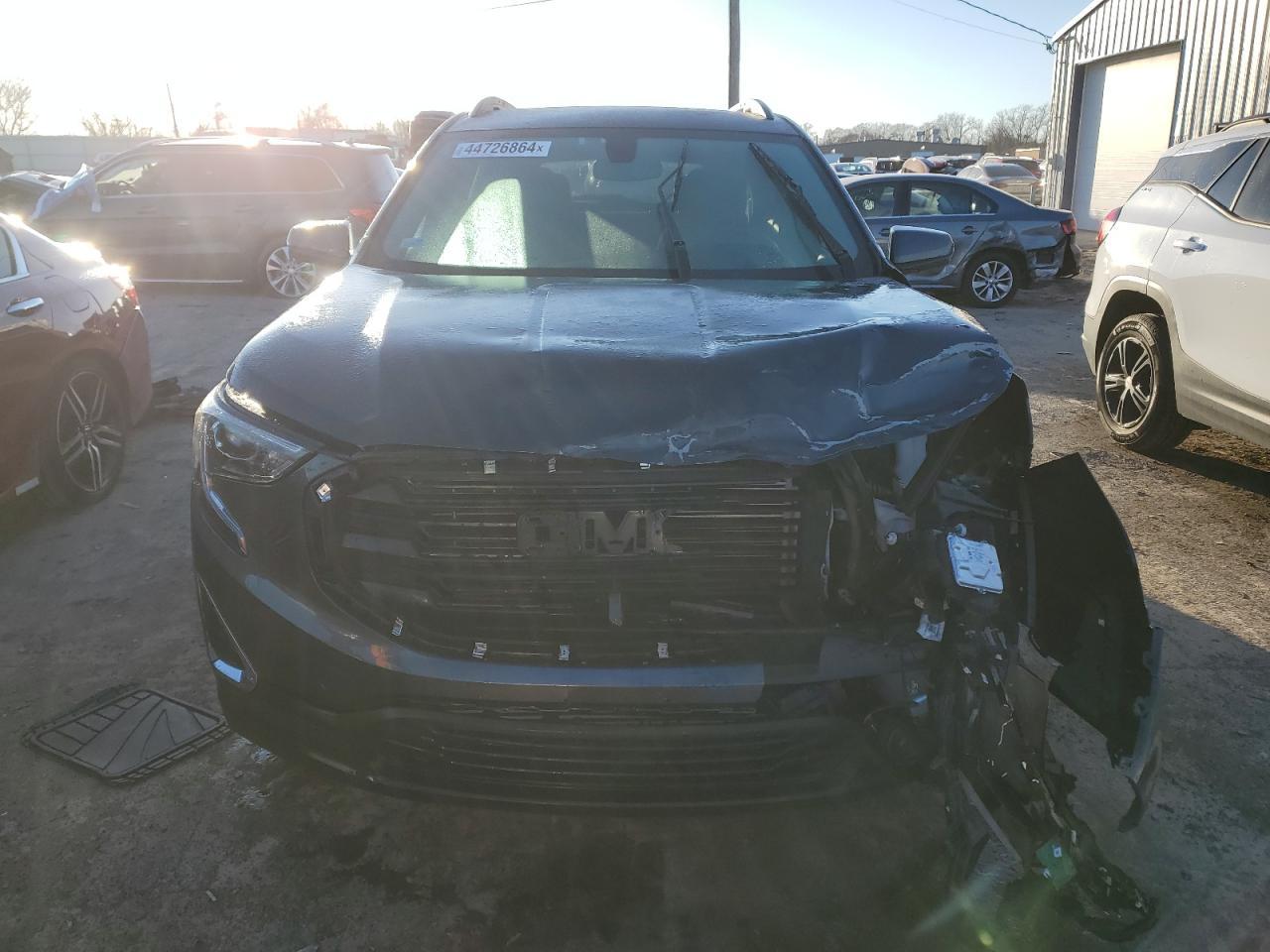 2019 GMC TERRAIN SL - Фото 5