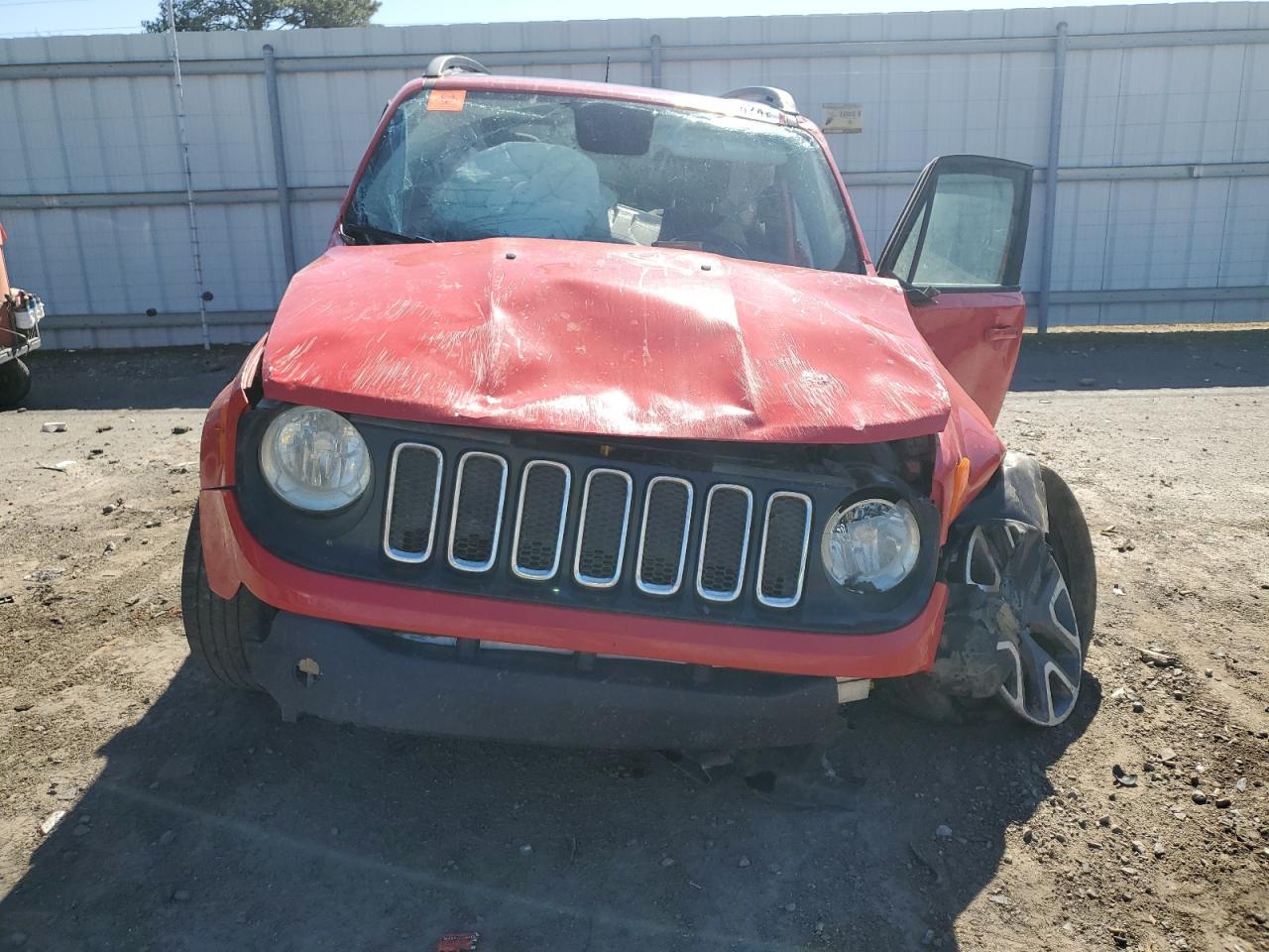 2017 JEEP RENEGADE L - Image 5