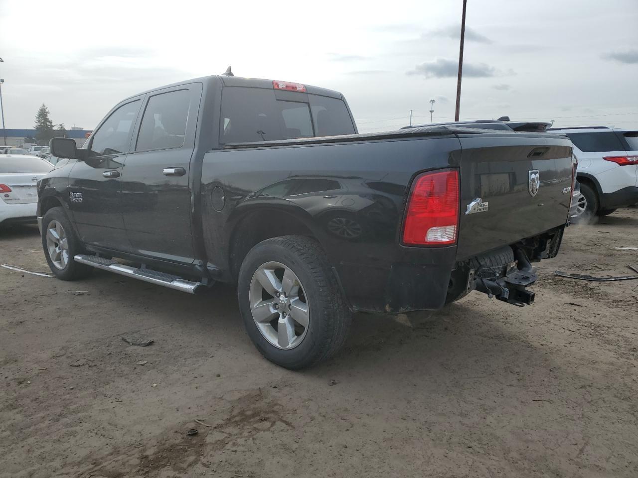 2017 RAM 1500 SLT - Фото 2