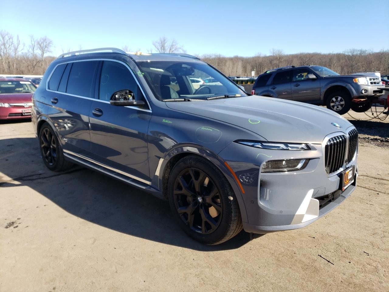 2024 BMW X7 XDRIVE4 - Image 4